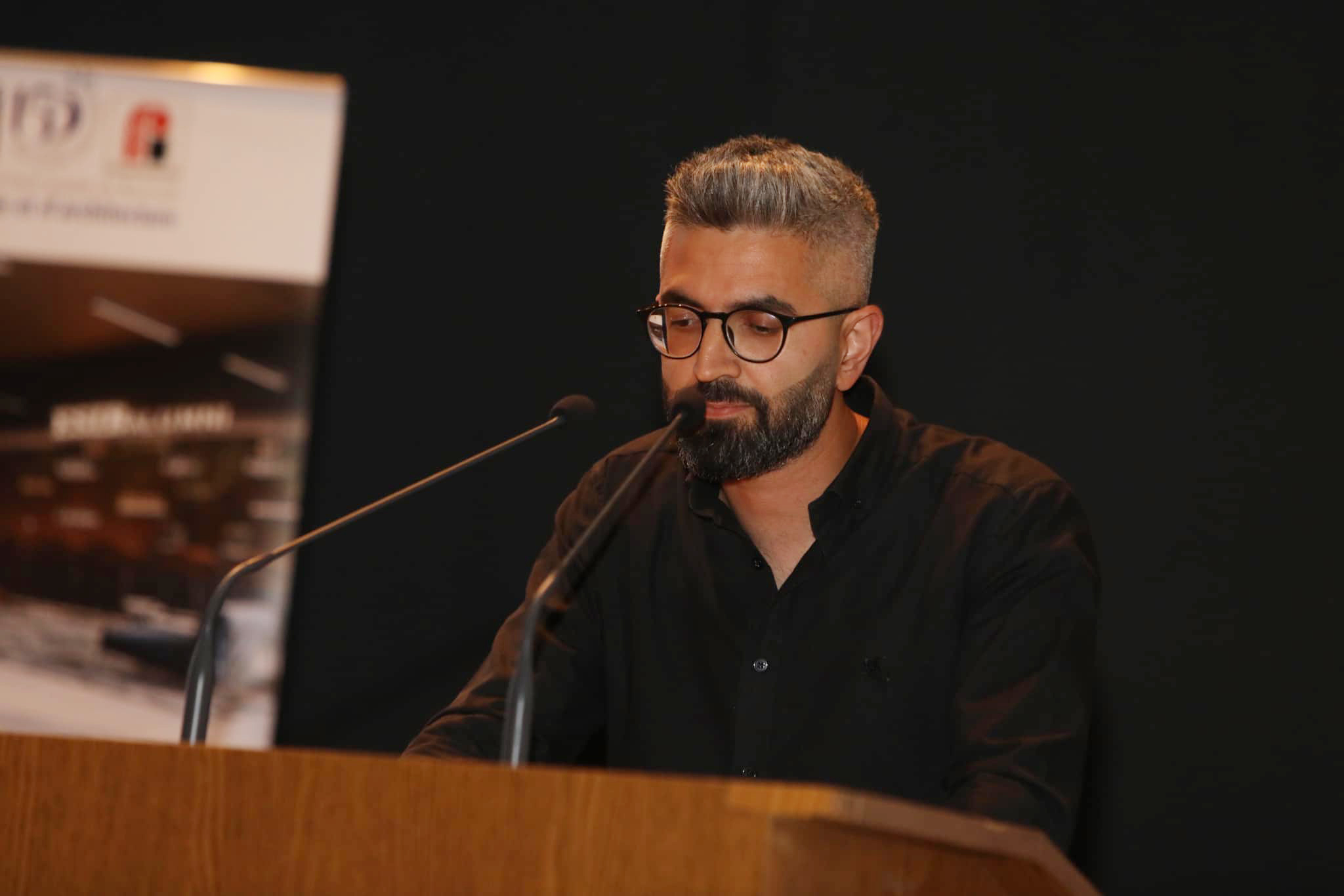 Ziad El Khoury presenting at the 2024 Salon des Anciens launch, ESIB–USJ